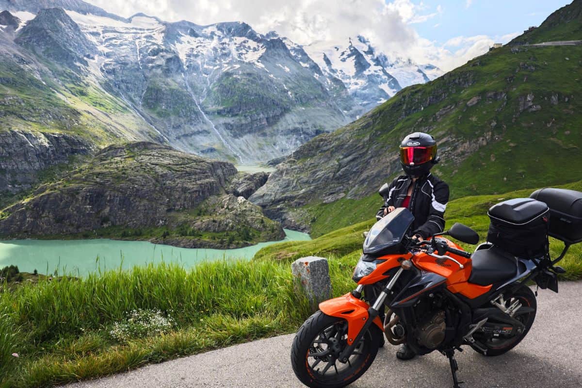 Grossglockner na motorce: kompletní průvodce legendární alpskou silnicí